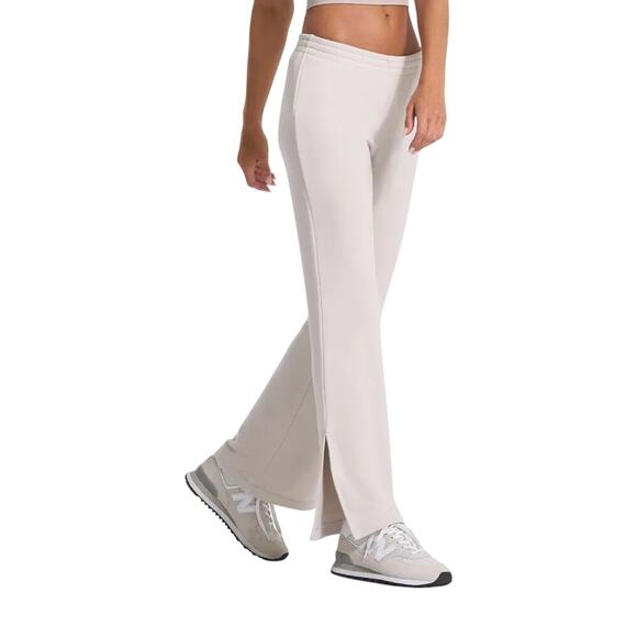 VUORI Women’s Sedona Wide Leg Jogger in Salt, Size XS, Split at Hem, Flare Pant - Picture 6 of 13